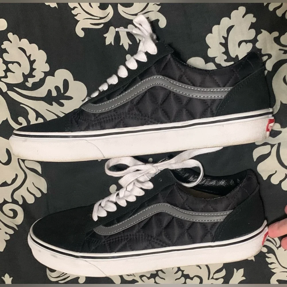 Vans Men’s Black Quilted Sneakers
